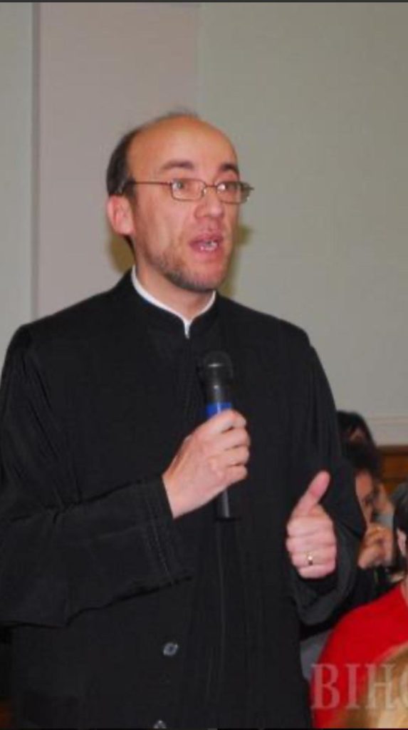 Rus Valer pedofil secta gardner