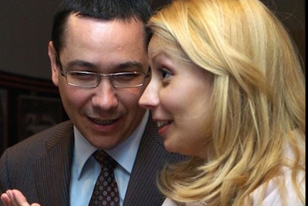 Este OFICIAL Daciana Sarbu s a despartit de Victor Ponta dupa 19 ani de casnicie
