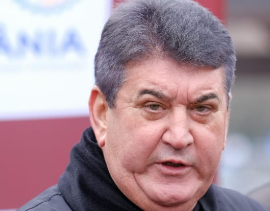 Gabriel Oprea mesaj pentru Marcel Ciolacu Asigurarea ordinii publice si securitatii nationale costa Guvernul sa rezolve urgent situatia politistilor