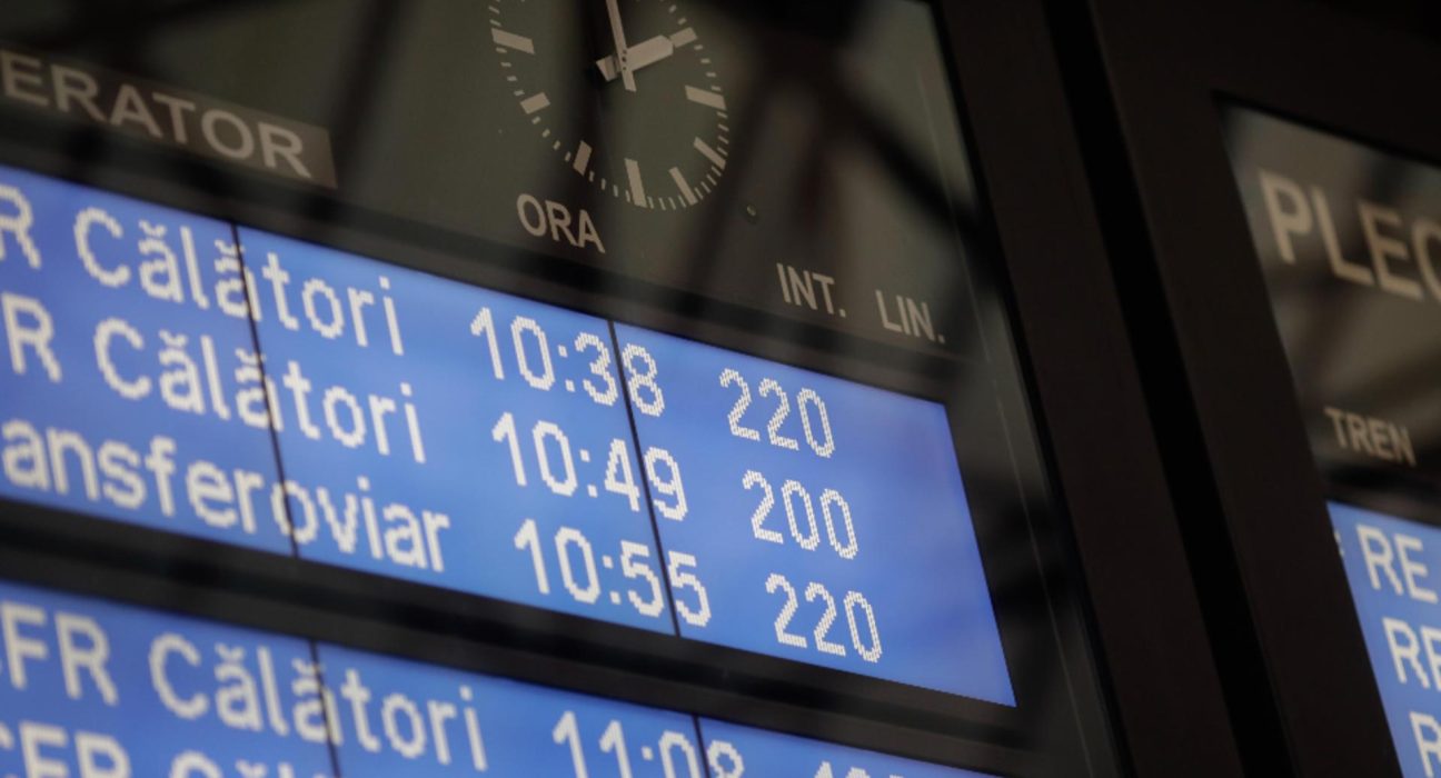 Inca 10 trenuri din Bucuresti anulate de CFR