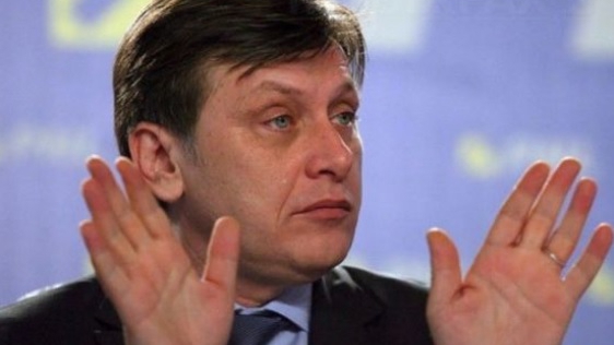 Reactii dupa anuntul lui Crin Antonescu privind suspendarea candidaturii Declaratia lui Nicusor Dan