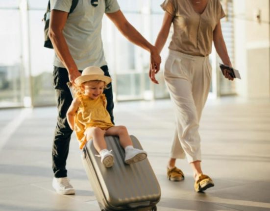Reguli noi de calatorie in Europa pentru parinti