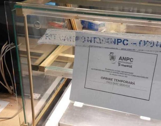 ANPC a inchis aproape toate magazinele din mall ul de lux din apropiere de Bucuresti Carrefour Baneasa complet inchis