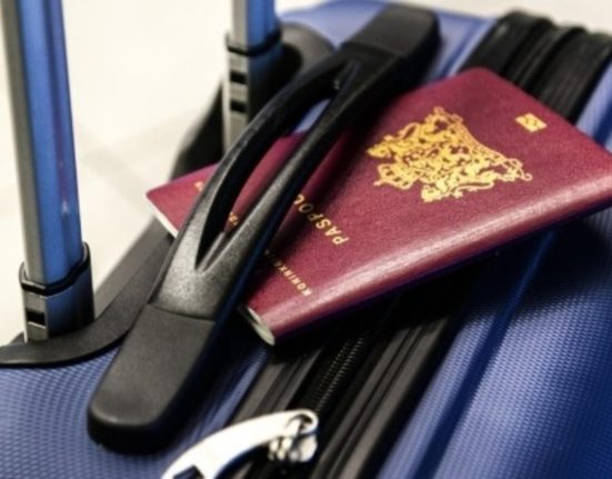 Cat va costa un pasaport electronic simplu in 2025