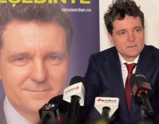 Conferinta tensionata pentru edilul Capitalei Nicusor Dan