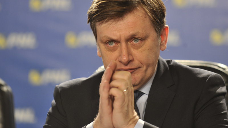 Crin Antonescu se pregateste de pensie ca fost parlamentar