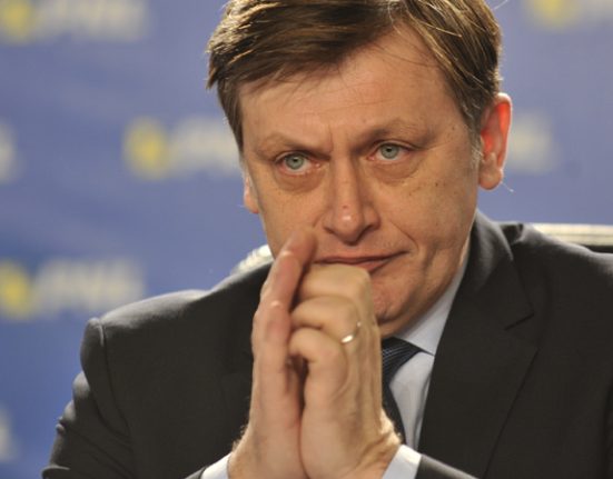Drama care i a marcat viata lui Crin Antonescu Asa ceva te marcheaza pe viata
