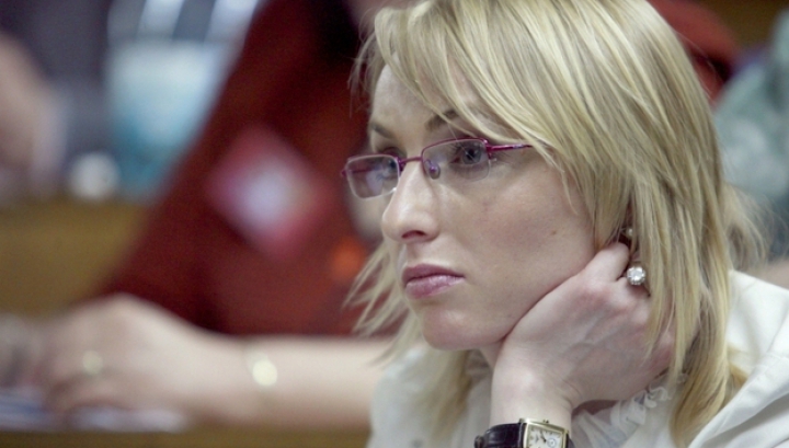 Gabriela Szabo demisioneaza de la CSM Bucuresti Nu pot continua cu Nicusor Dan