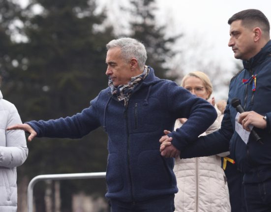 Anamaria Gavrila Sistemul n a reusit sa ne faca sa votam unul de al lor si l au interzis pe al nostru