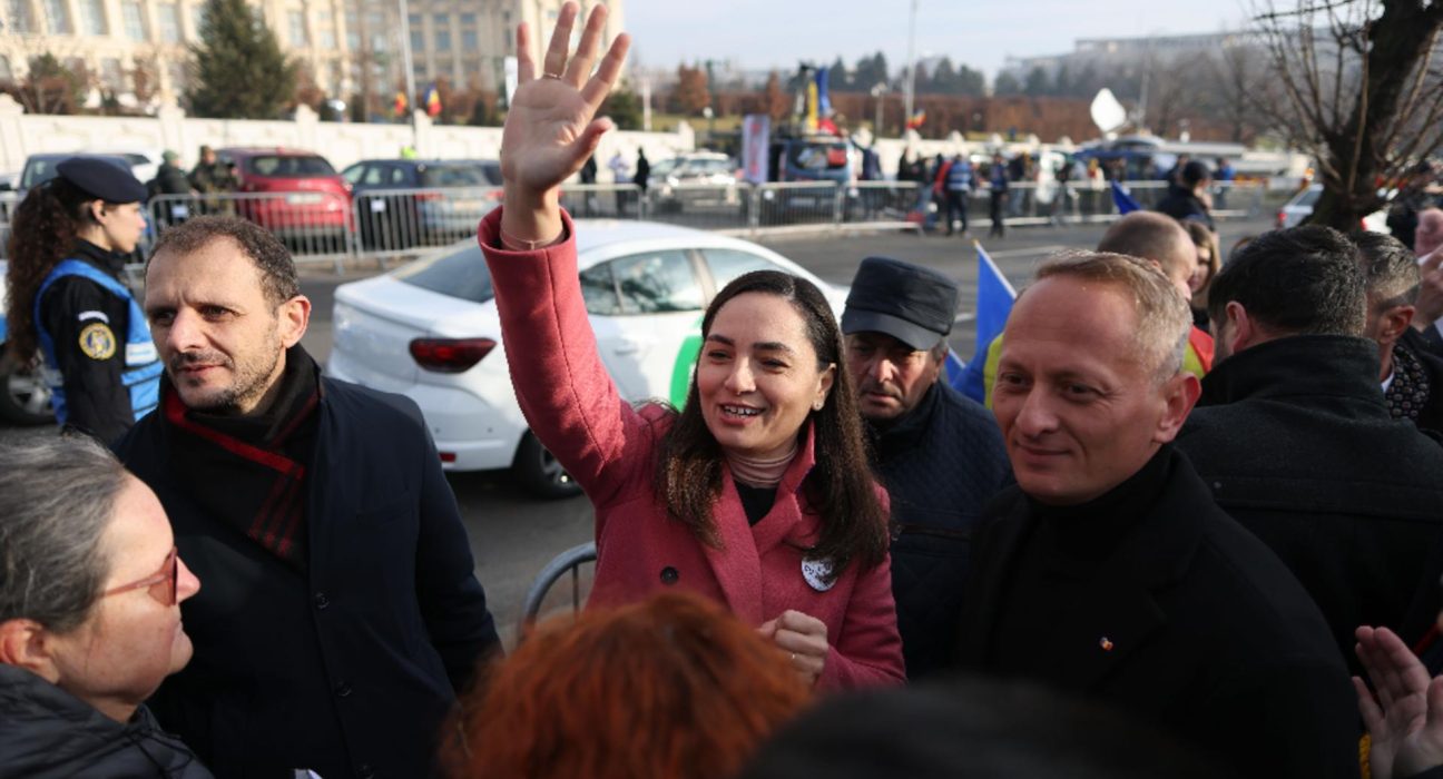 Anamaria Gavrila lectie de politica pentru Gigi Becali Il incurajez sa si faca partid