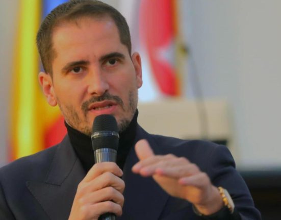 Costin Rasautaenu Romania inainte de toate Esenta aliantei PSD PNL cu Crin Antonescu candidat