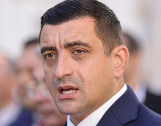 George Simion Cozile noastre vor invinge cozile de topor Liderul suveranistilor impresionat de mobilizarea romanilor pentru semnaturi