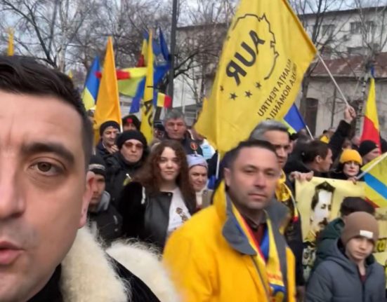 George Simion Indiferent de piedici noi continua cu domnul Calin Georgescu