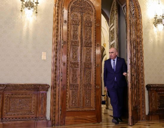 Ilie Bolojan prezinta initiativa deschiderii Palatului Cotroceni