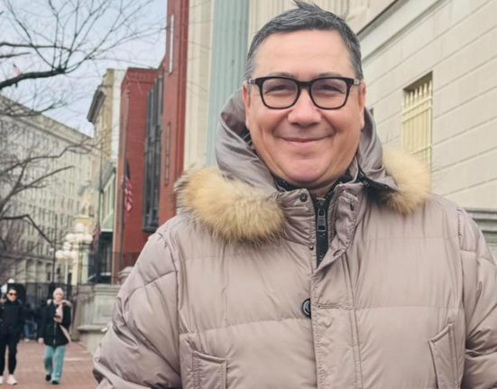 Suveranistul de fatada Victor Ponta se schimba dupa buletinul de vot Acum se leaga de Trump