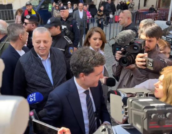 Tupeul sorosistilor Nicusor Dan s a intalnit in secret cu Ilie Bolojan la Palatul Cotroceni