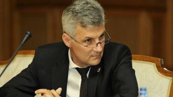 Cine sunt oamenii din spatele lui Nicusor Dan
