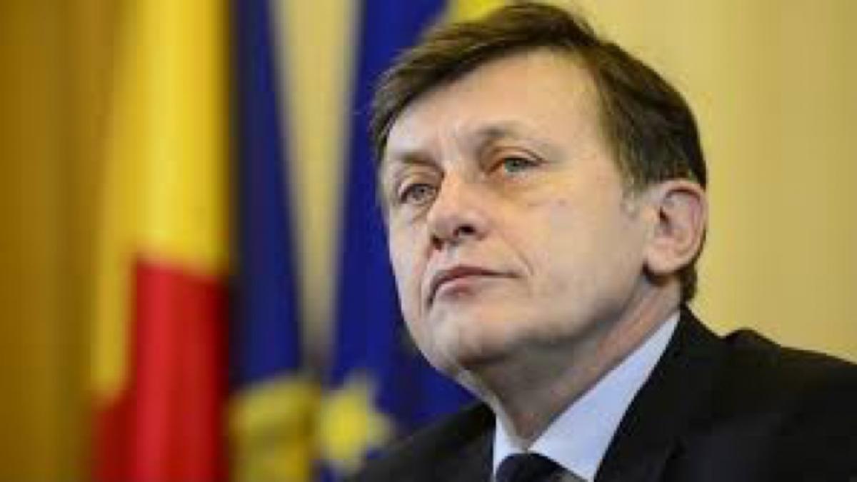 Crin Antonescu Basescu si Ponta s au tradat mereu erau intelesi A devenit sef la PSD cu sprijinul lui Basescu