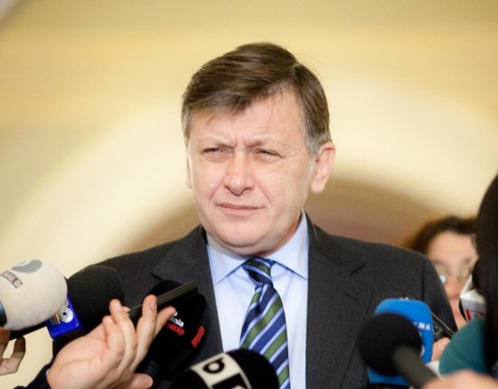 Crin Antonescu Politica externa e in impas guvernul nu e vinovat Blocajul se va rezolva dupa alegeri
