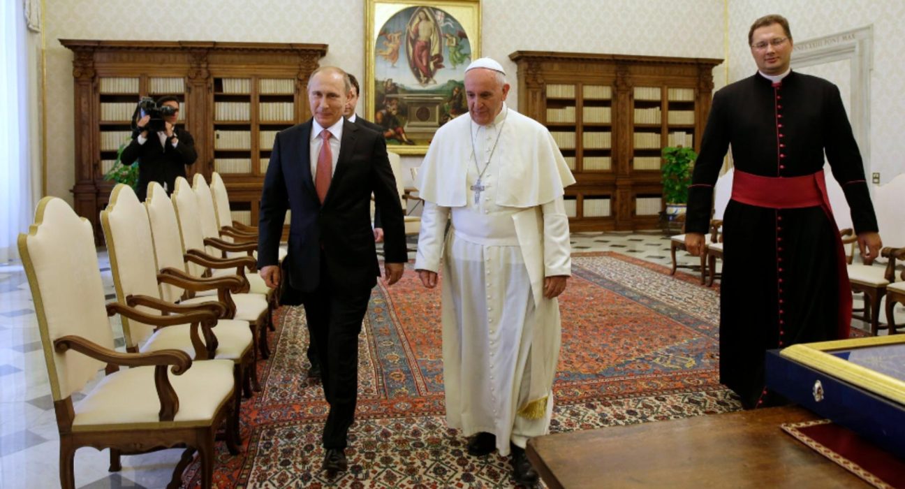Cristoiu demonteaza scenariul CTP Slava Domnului ca nu Putin a avut ultima audienta cu Papa