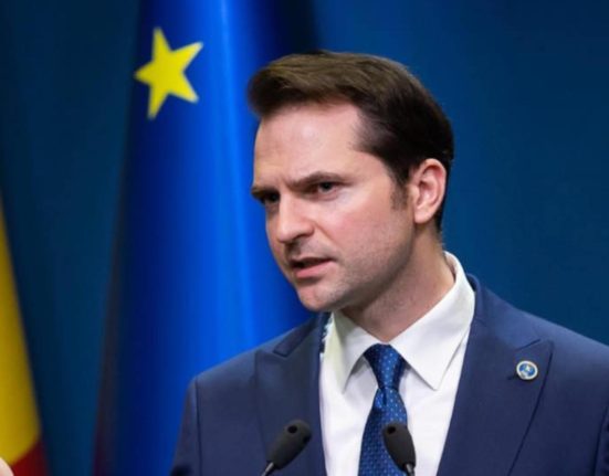 Ministrul Energiei ii asigura pe romani Un Paste cu lumina aprinsa Fara risc de black out in Romania