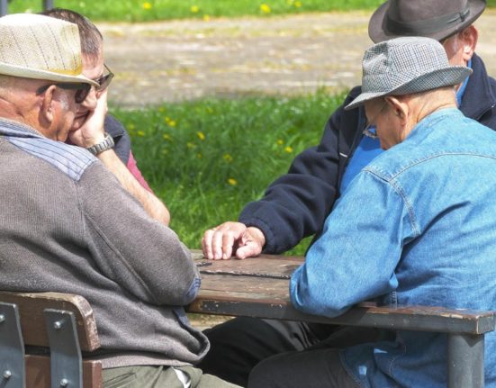Pensionarii obligati sa restituie banii incasati necuvenit