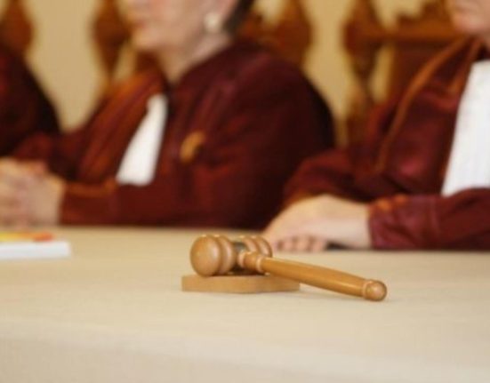 Revoltator Cati bani primesc lunar judecatorii care au anulat alegerile
