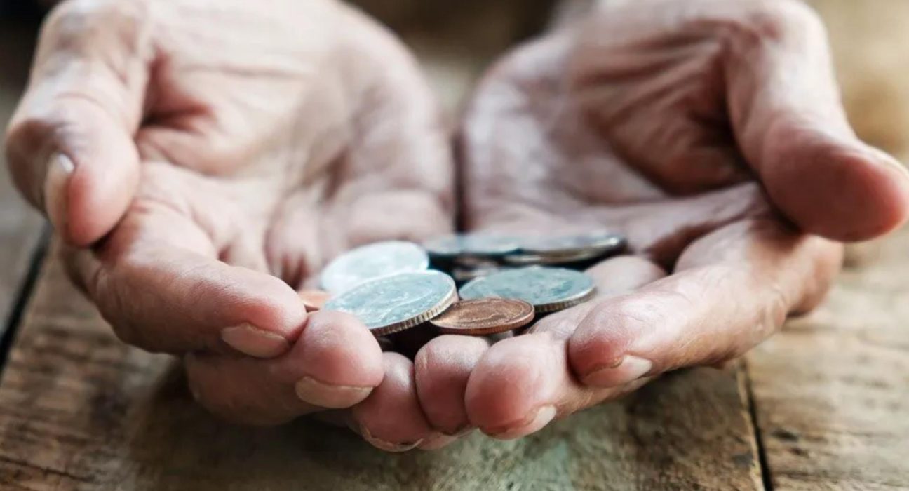 Sindicatele Salariul minim european salveaza 20 de milioane