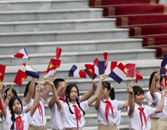 Vietnam renunta la regula maxim doi copii pe familie