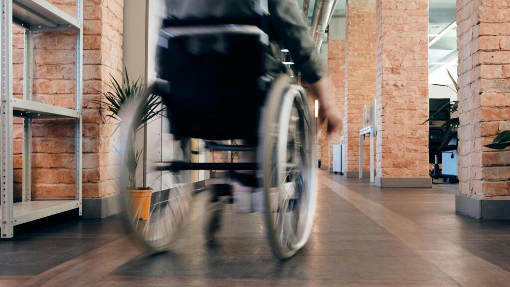 Reforma ajutoarelor pentru persoanele cu dizabilitati