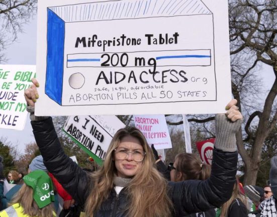 Pilule prin post Cum ocolesc americancele restriciile anti avort